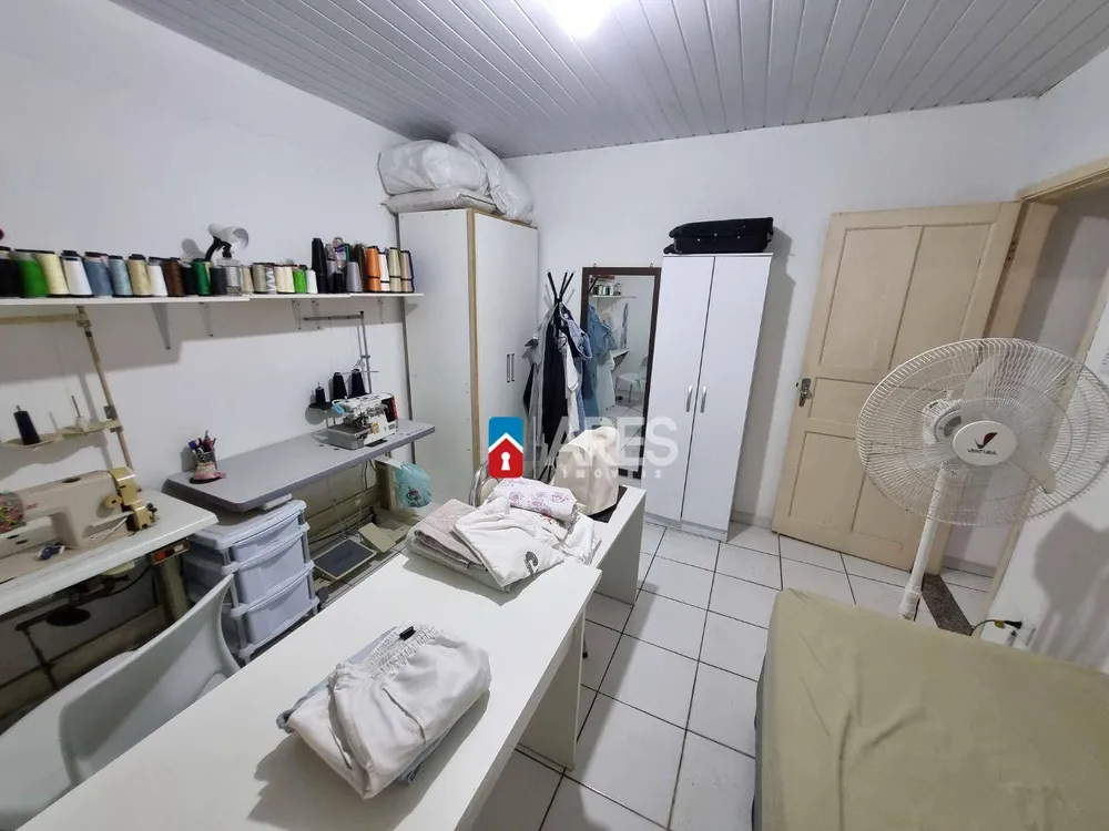 Casa, 4 quartos, 130 m² - Foto 9