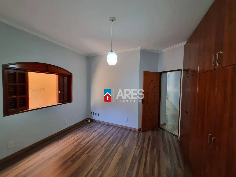 Casa, 2 quartos, 227 m² - Foto 5