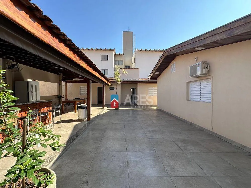 Casa, 5 quartos, 300 m² - Foto 20