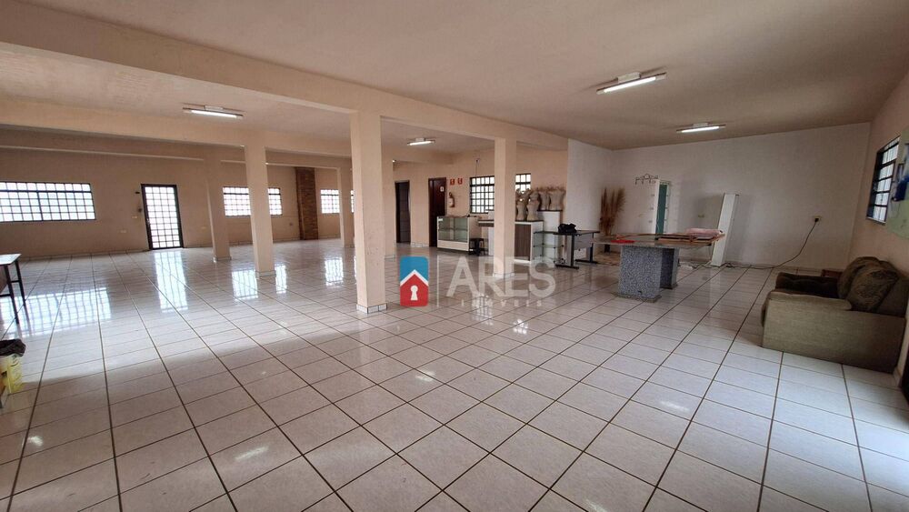 Loja-Salão para alugar, 374m² - Foto 1