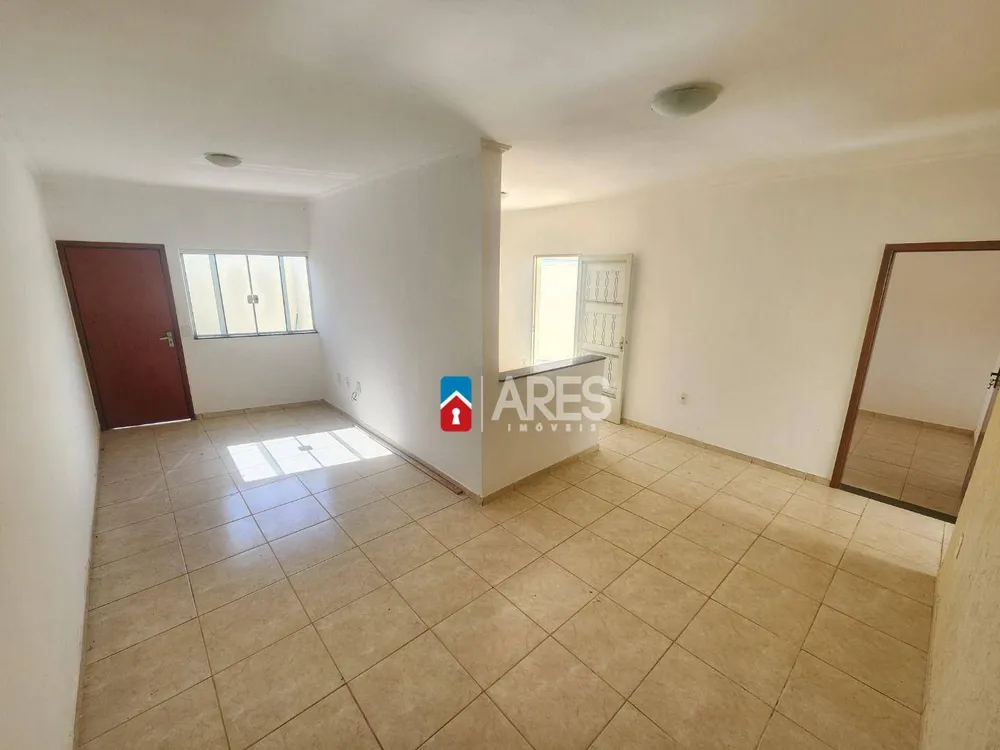 Casa, 3 quartos, 80 m² - Foto 1