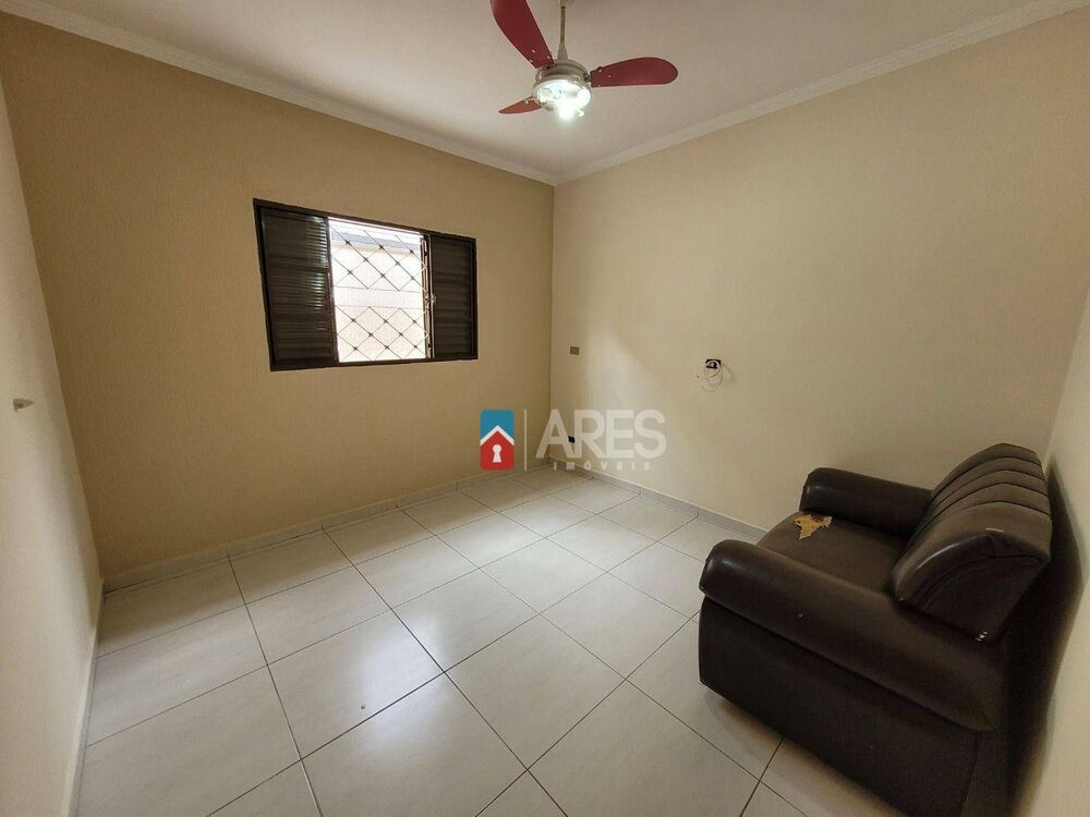 Casa, 3 quartos, 180 m² - Foto 2