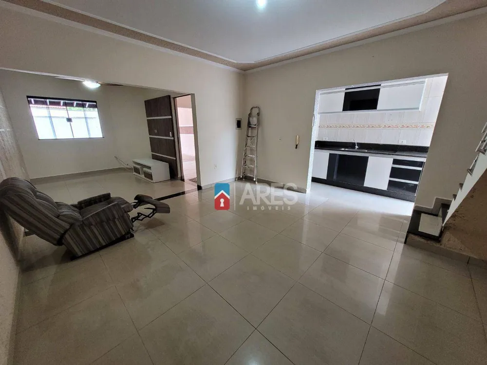 Casa, 3 quartos, 180 m² - Foto 4