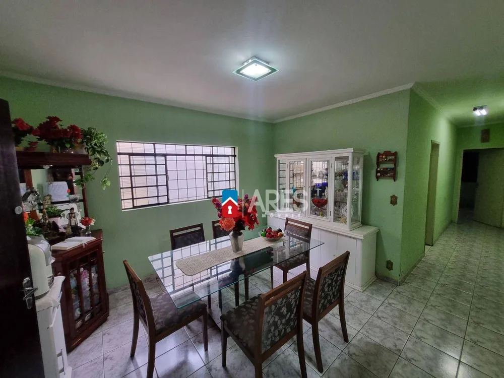 Casa, 3 quartos, 146 m² - Foto 4