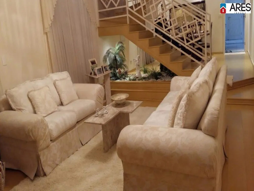 Casa, 4 quartos, 294 m² - Foto 2