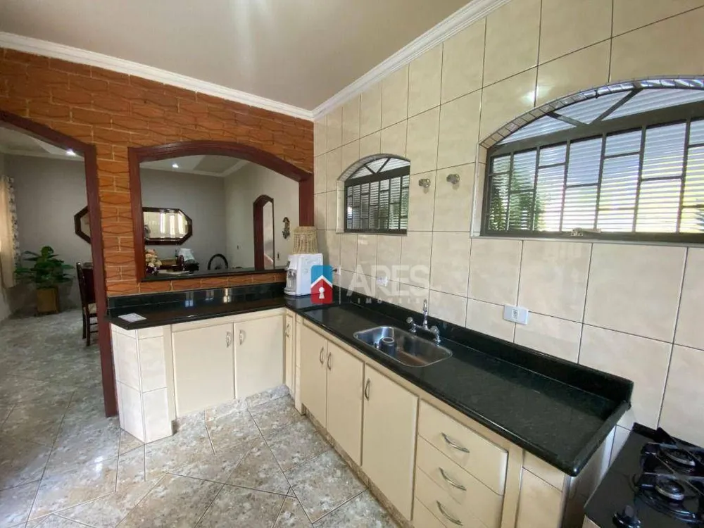 Casa, 3 quartos, 176 m² - Foto 3