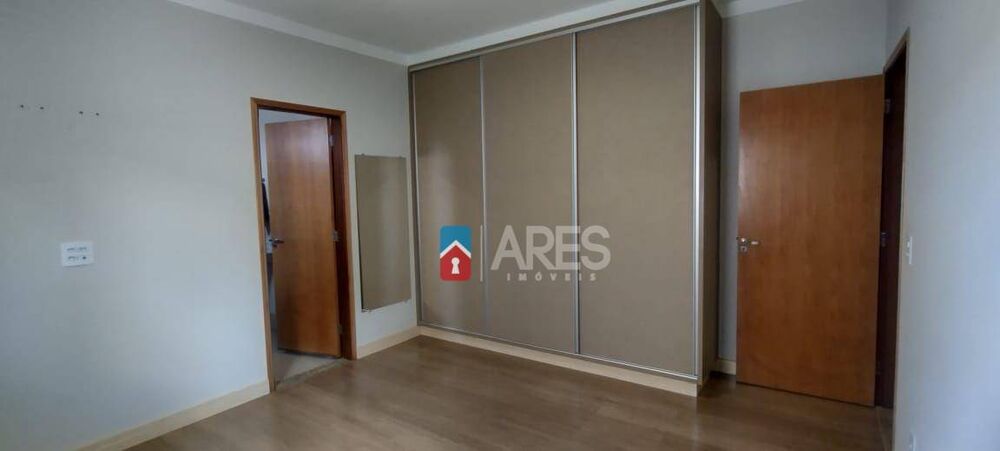 Casa, 2 quartos, 115 m² - Foto 1