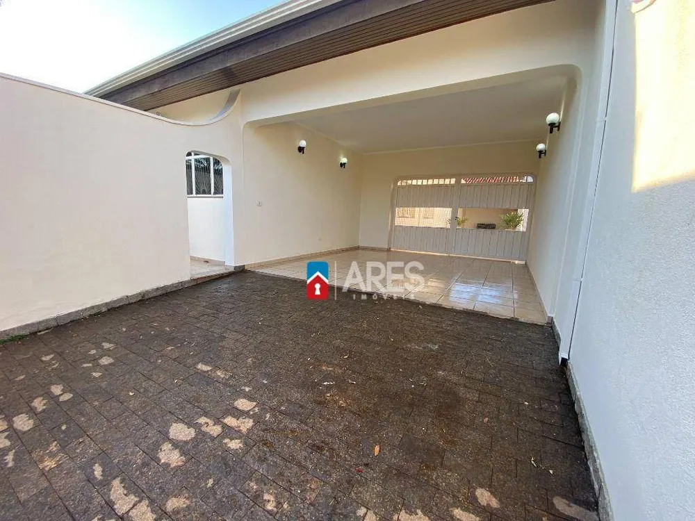 Casa, 3 quartos, 197 m² - Foto 2