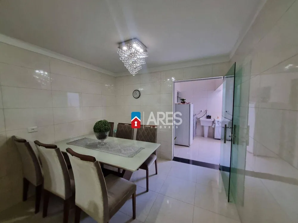 Casa, 3 quartos, 250 m² - Foto 10