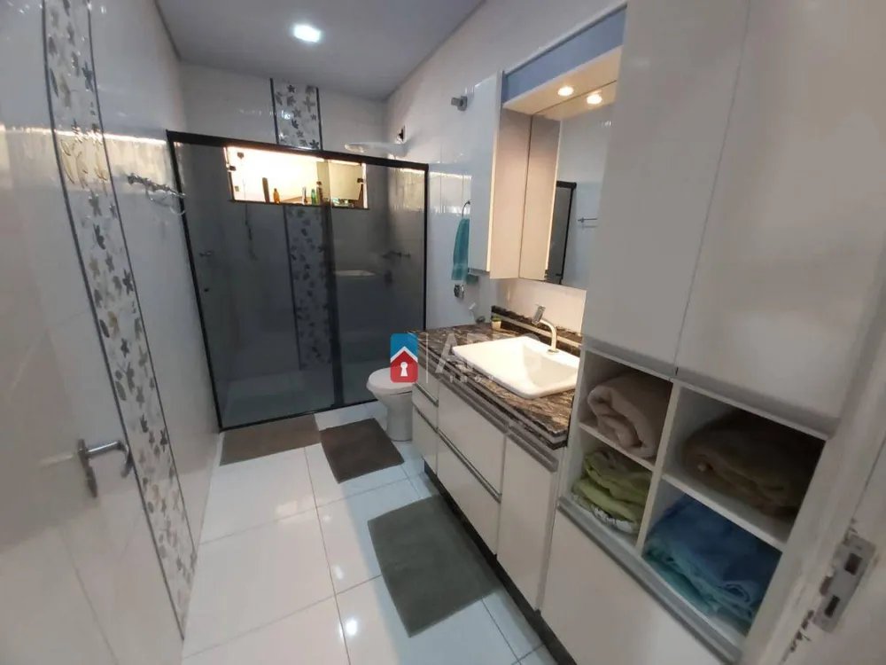 Casa, 3 quartos, 230 m² - Foto 13