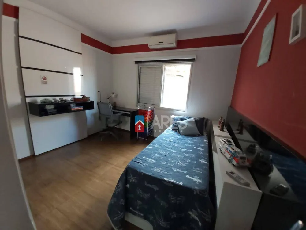 Casa, 3 quartos, 230 m² - Foto 11