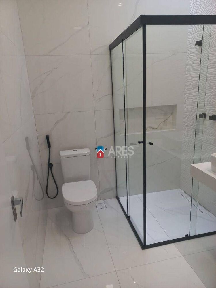 Casa à venda com 3 quartos, 143m² - Foto 8