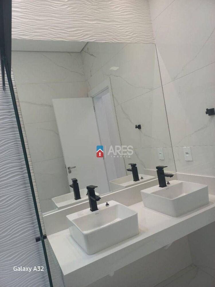 Casa à venda com 3 quartos, 143m² - Foto 11