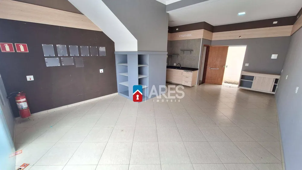 Loja-Salão, 50 m² - Foto 1