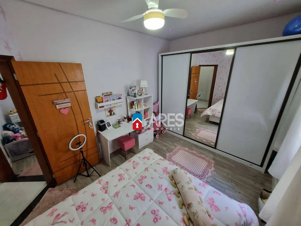 Casa, 4 quartos, 182 m² - Foto 4