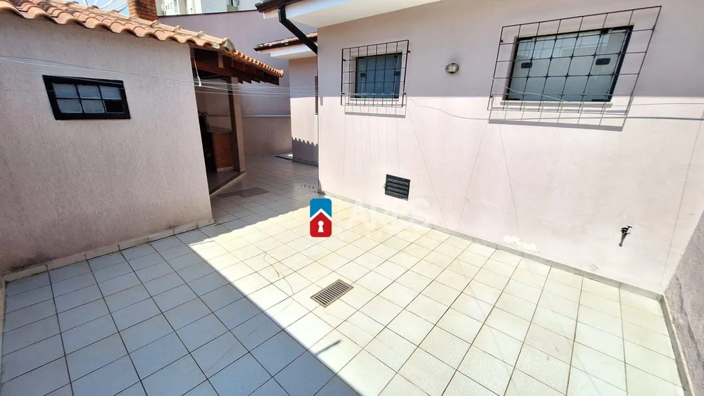 Casa, 3 quartos, 213 m² - Foto 3