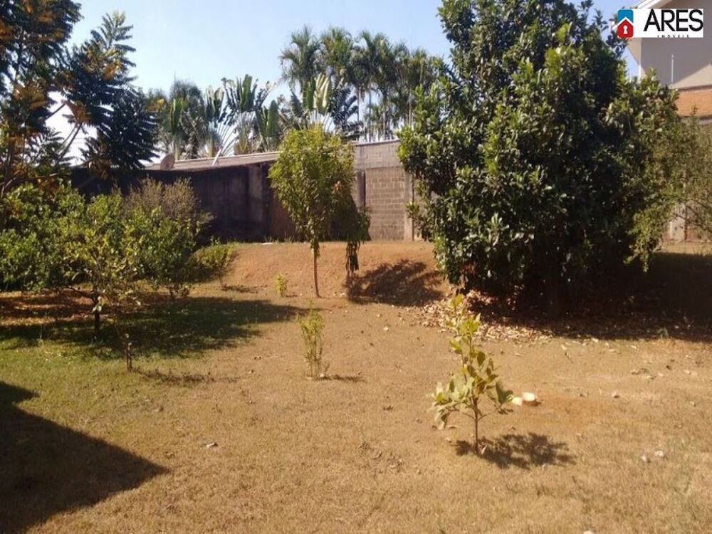 Chácara, 5 quartos, 1050 m² - Foto 1