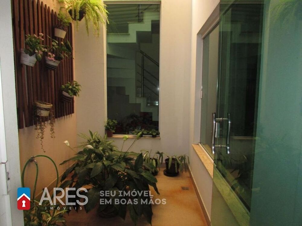 Casa, 4 quartos, 250 m² - Foto 5