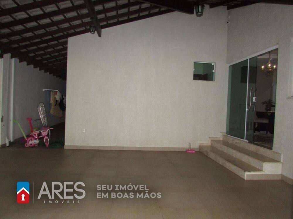 Casa, 4 quartos, 250 m² - Foto 16