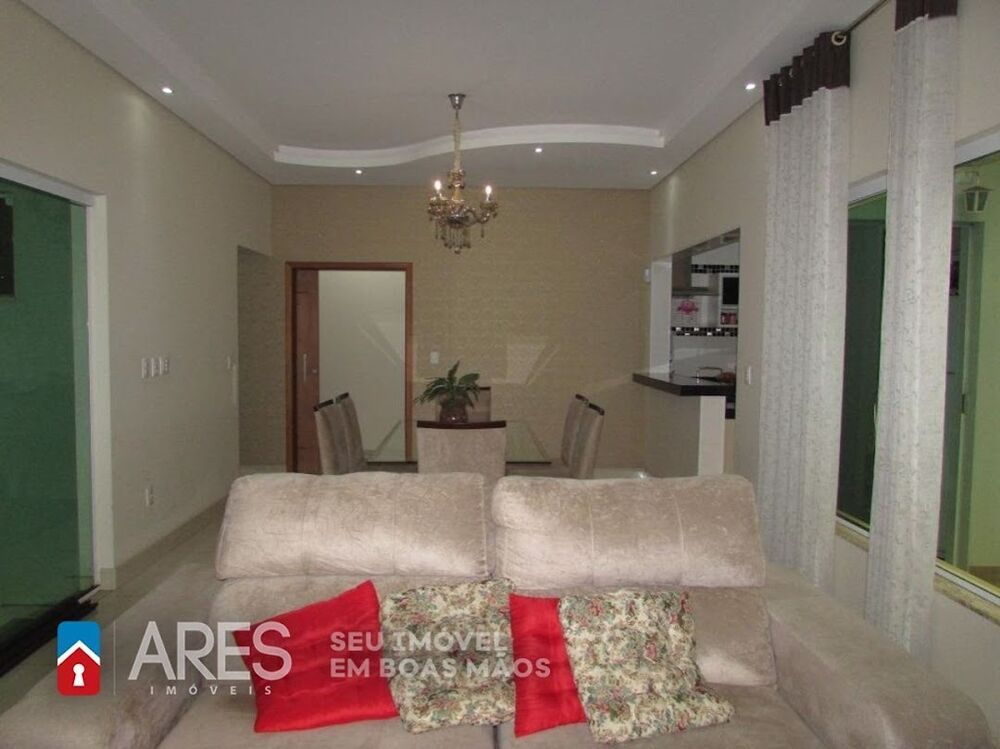 Casa, 4 quartos, 250 m² - Foto 2