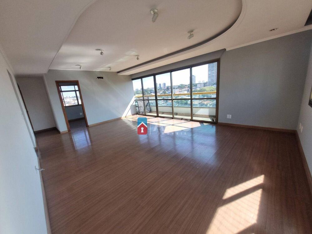 Apartamento, 4 quartos, 250 m² - Foto 1