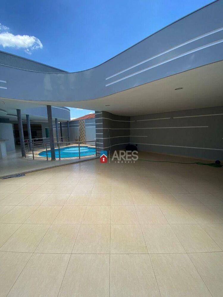 Casa, 3 quartos, 241 m² - Foto 4