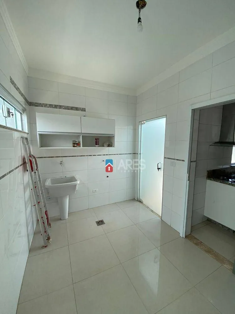 Casa, 3 quartos, 241 m² - Foto 5