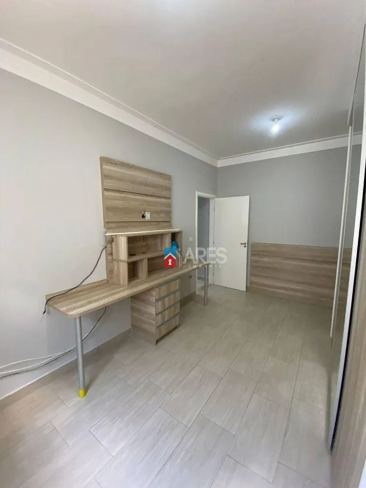 Casa, 3 quartos, 241 m² - Foto 10