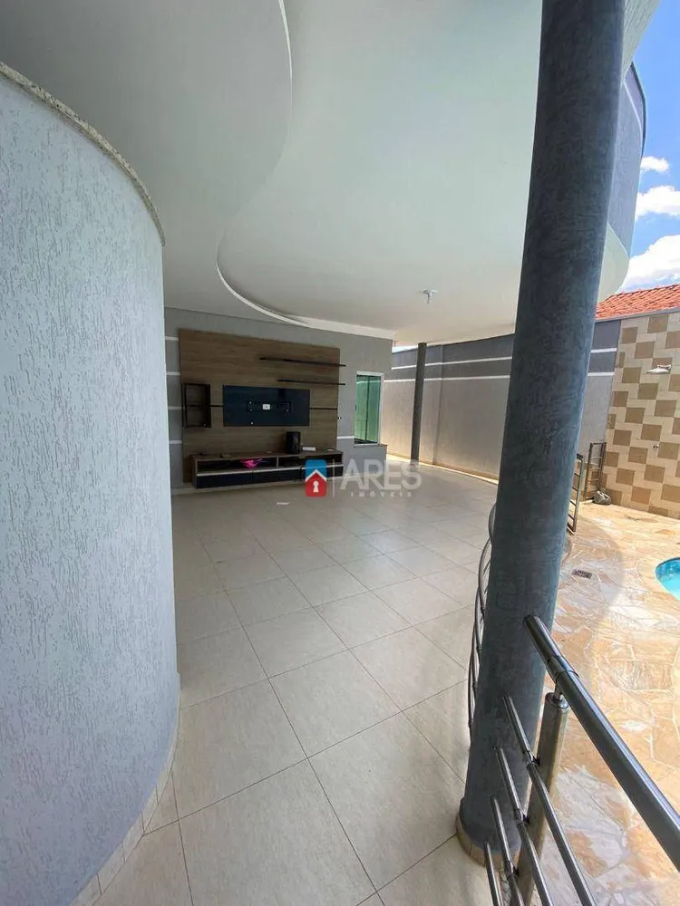 Casa, 3 quartos, 241 m² - Foto 15