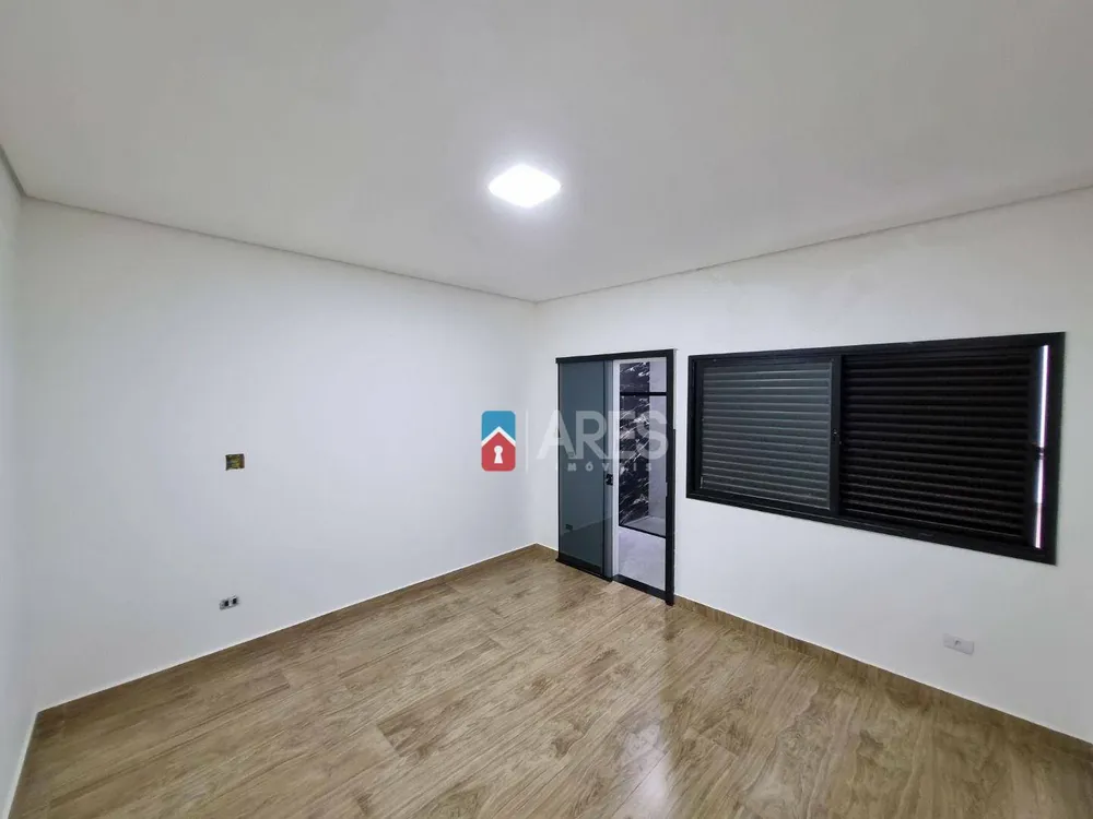 Casa, 3 quartos, 222 m² - Foto 8