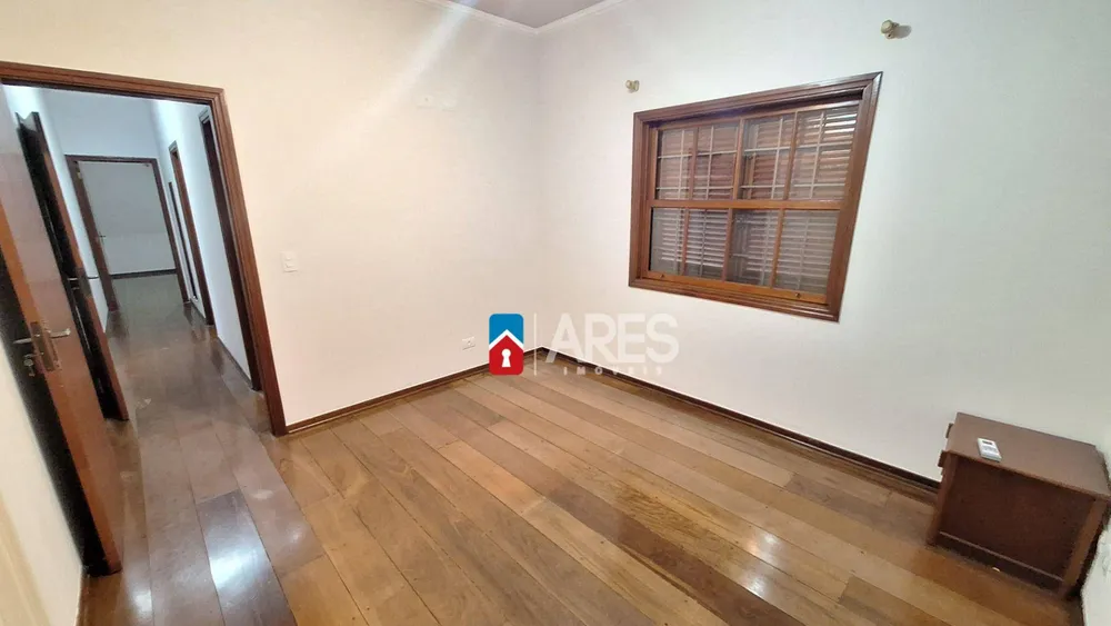 Casa, 3 quartos, 249 m² - Foto 10