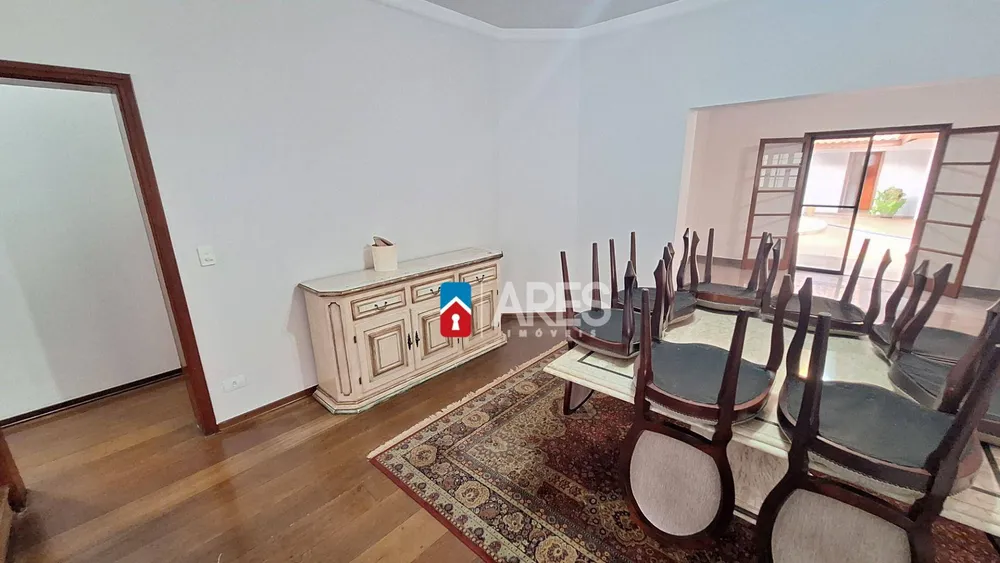 Casa, 3 quartos, 249 m² - Foto 8