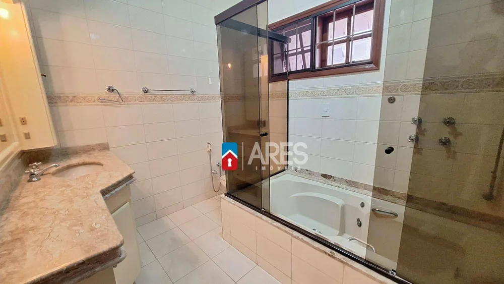 Casa, 3 quartos, 249 m² - Foto 11
