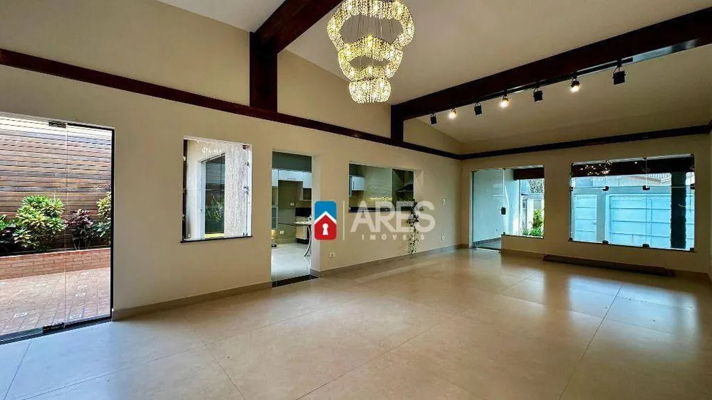 Casa, 3 quartos, 334 m² - Foto 2