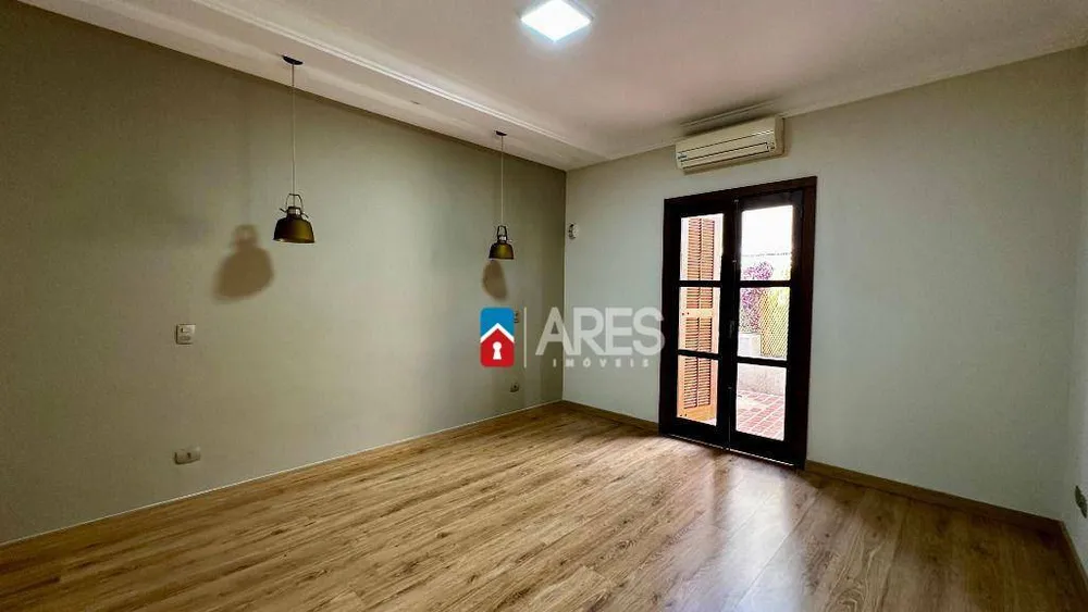 Casa, 3 quartos, 334 m² - Foto 3