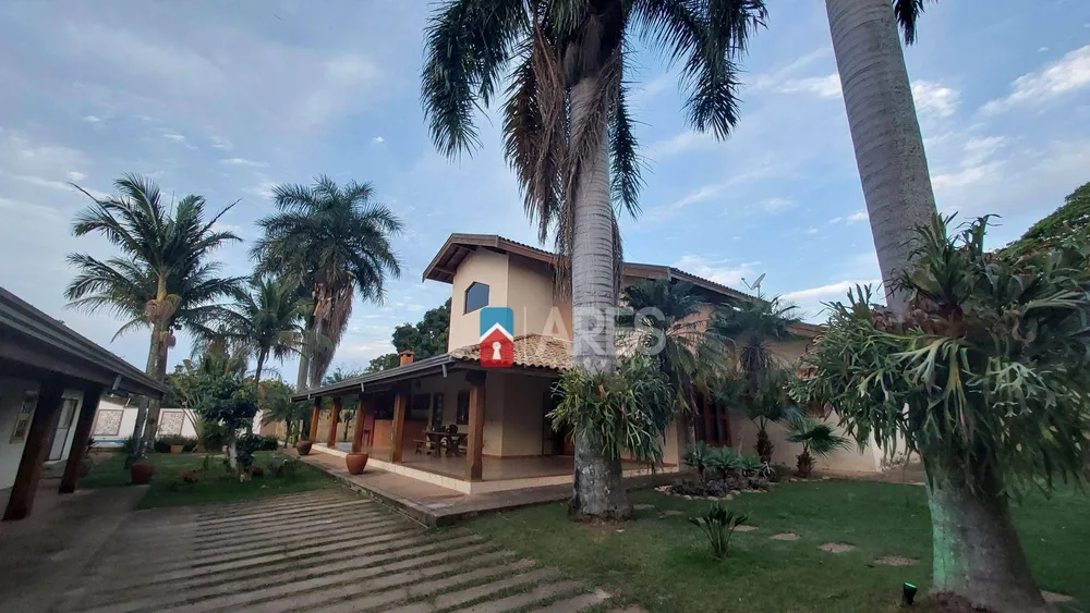 Chácara, 3 quartos, 332 m² - Foto 1