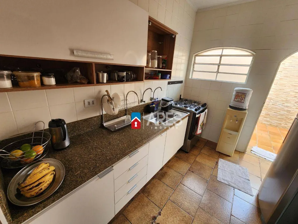 Casa, 3 quartos, 177 m² - Foto 1