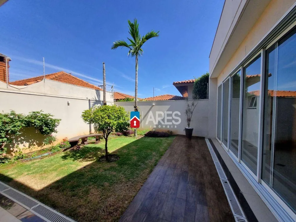 Casa, 3 quartos, 254 m² - Foto 11