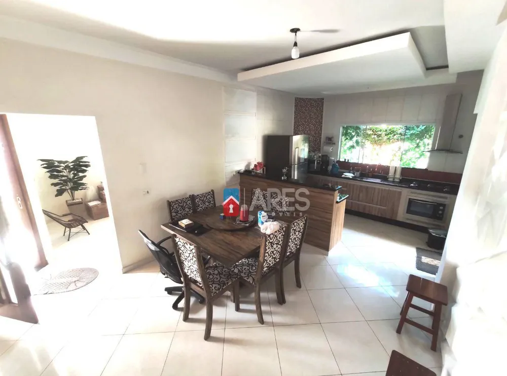 Casa, 3 quartos, 136 m² - Foto 1
