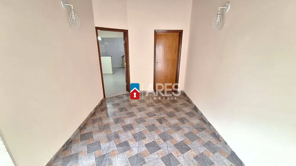 Casa, 3 quartos, 121 m² - Foto 2