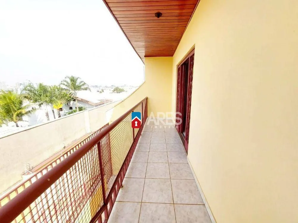 Casa, 3 quartos, 214 m² - Foto 5