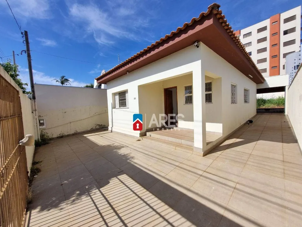 Casa, 3 quartos, 114 m² - Foto 2