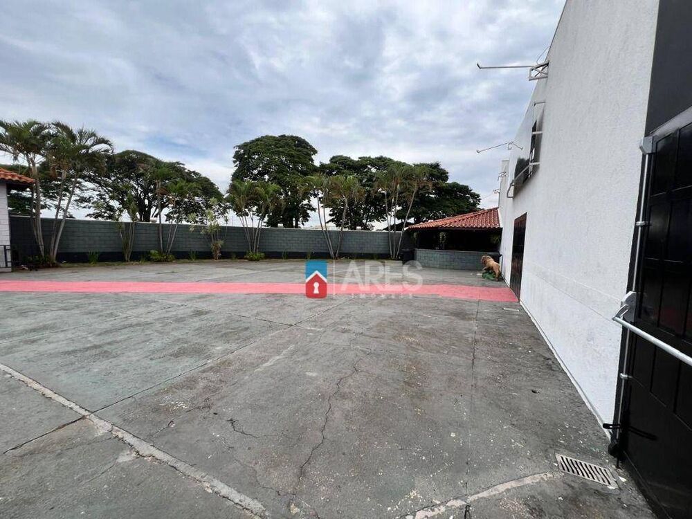 Loja-Salão para alugar, 1600m² - Foto 17