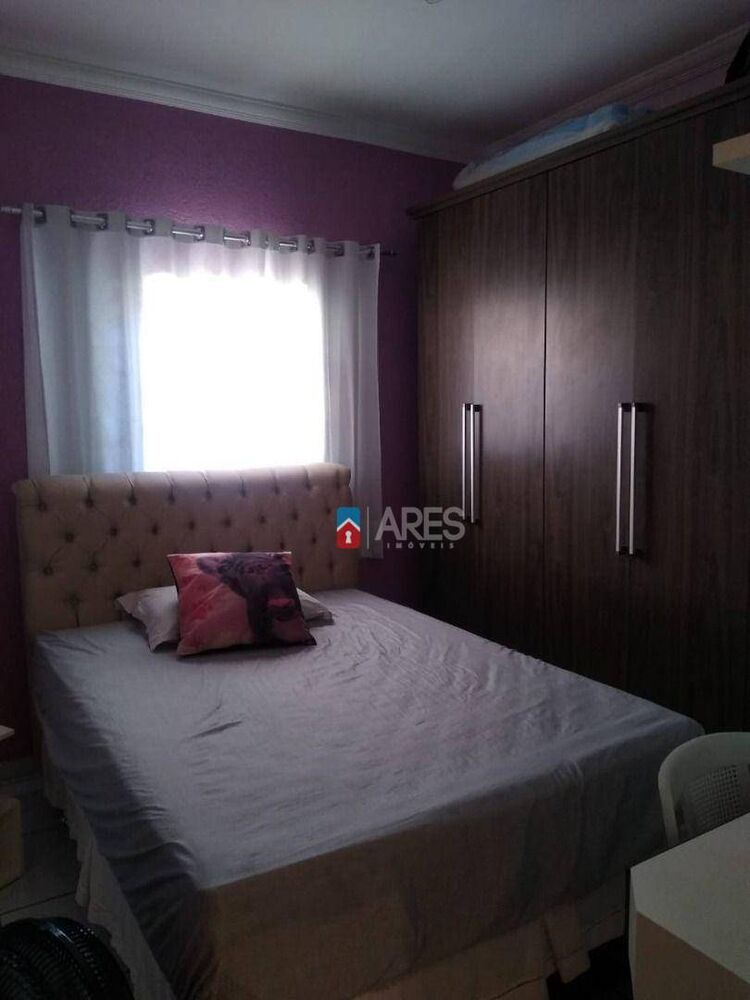 Casa à venda com 2 quartos, 139m² - Foto 13