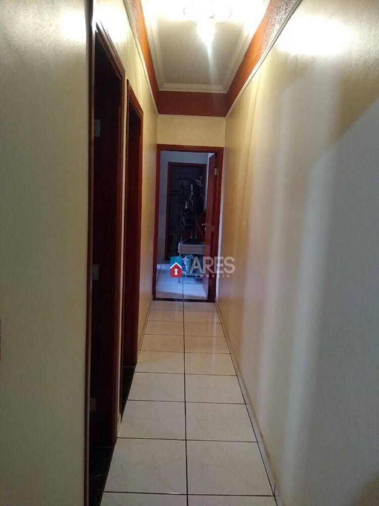 Casa à venda com 2 quartos, 139m² - Foto 7