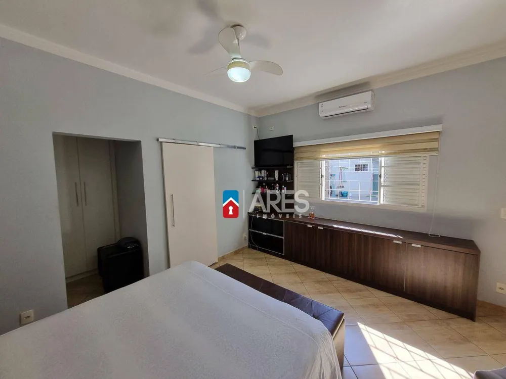Casa, 3 quartos, 220 m² - Foto 10