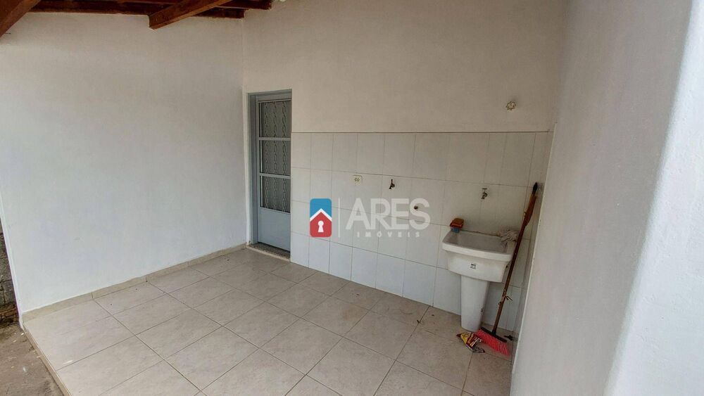 Casa, 1 quarto, 48 m² - Foto 2