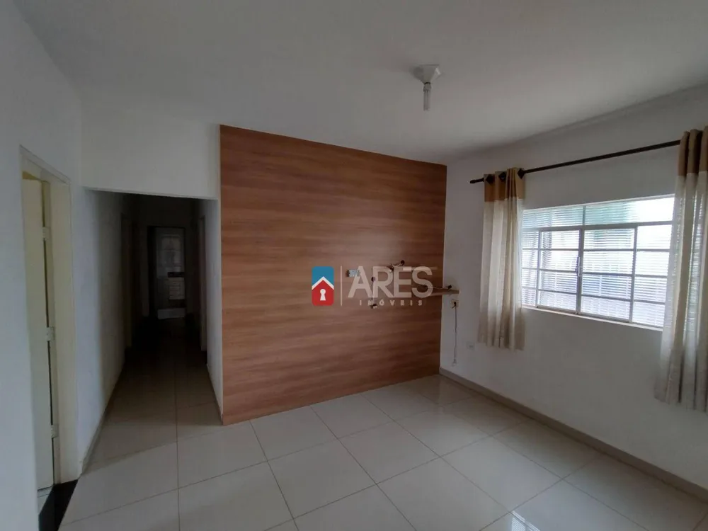 Casa, 4 quartos, 300 m² - Foto 3