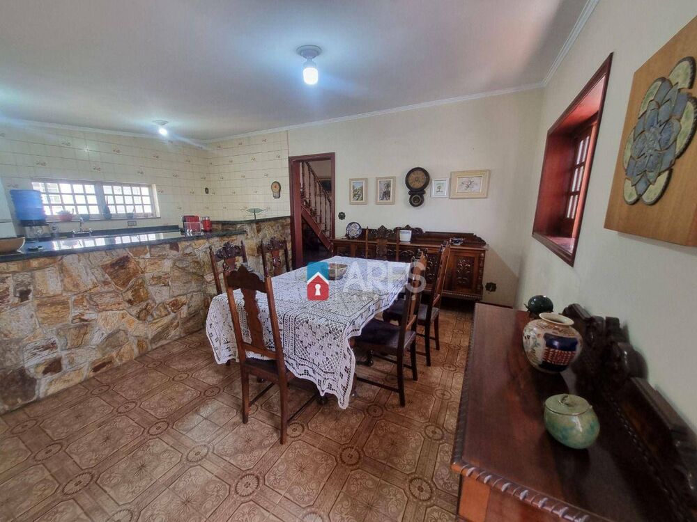 Casa, 3 quartos, 345 m² - Foto 4