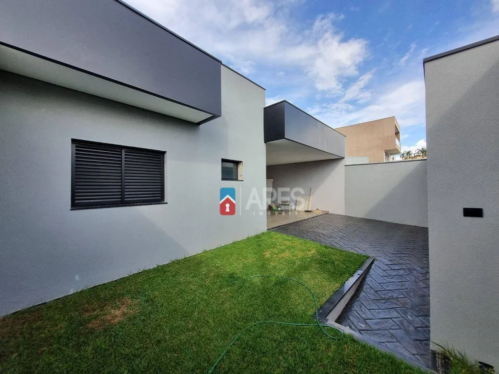 Casa, 3 quartos, 196 m² - Foto 2